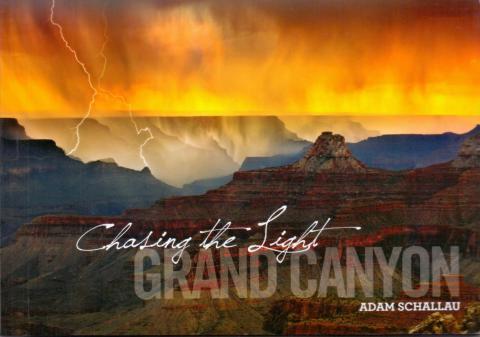 Schallau, Adam: Chasing the light. Grand Canyon. Postcard book